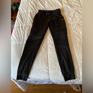 PINK ultimate yoga jogging style leggings